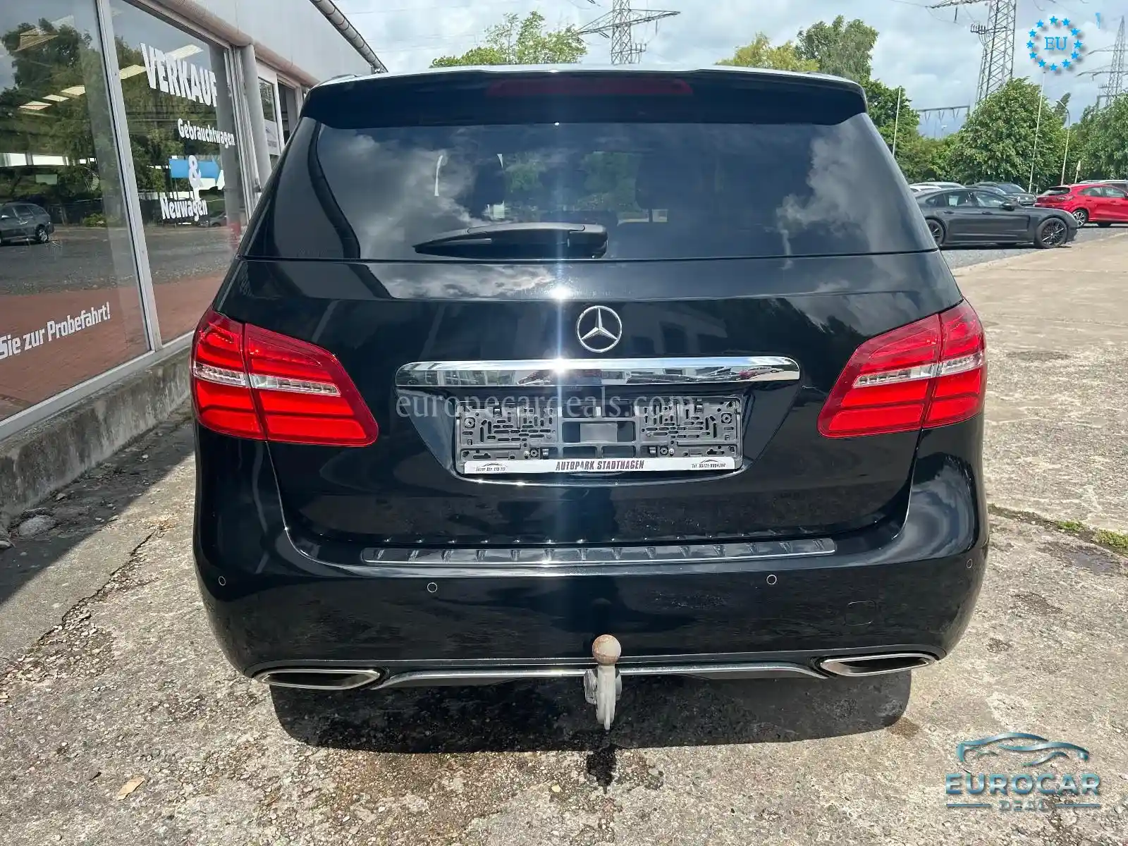 Mercedes-Benz B 180