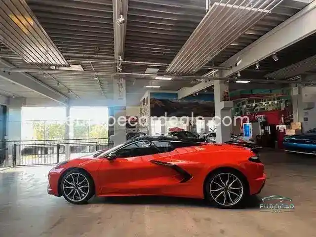 Corvette C8