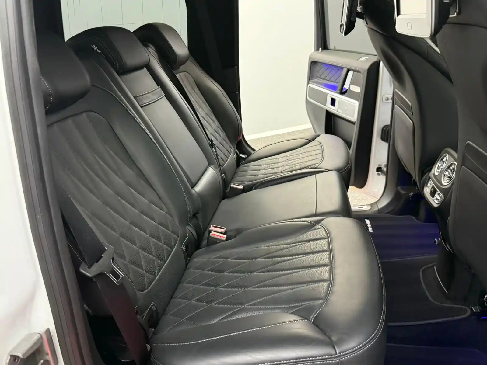 Mercedes-Benz G 500