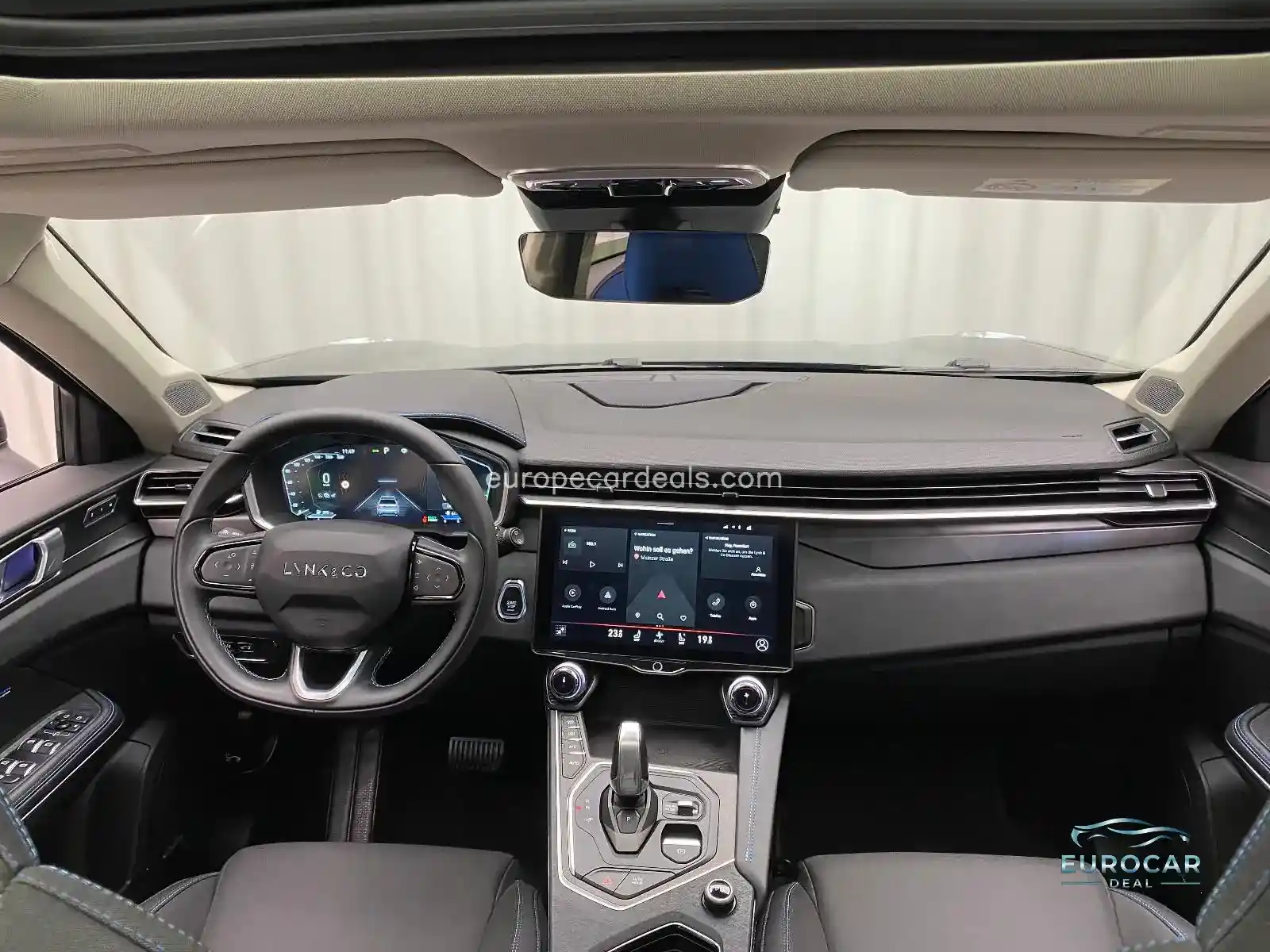 Lynk&Co 01