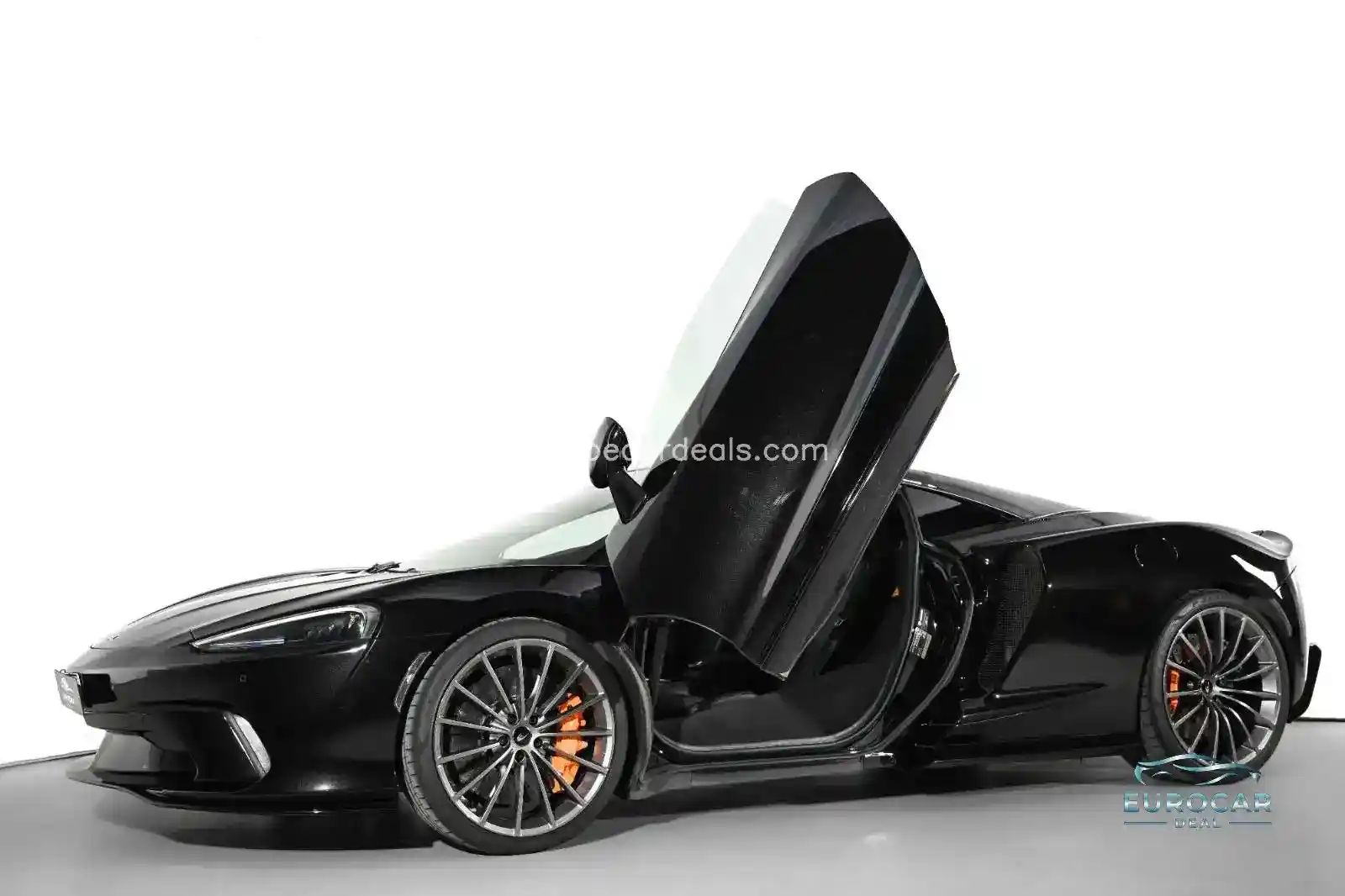 McLaren GT