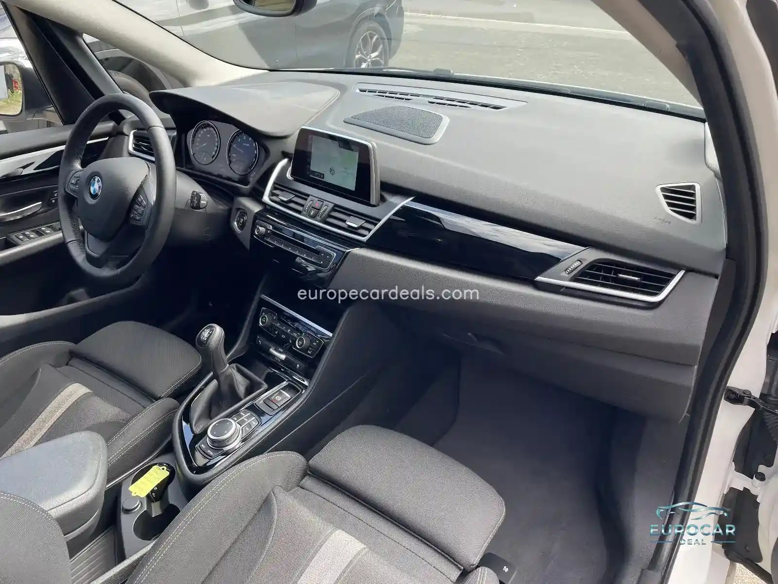 BMW 218