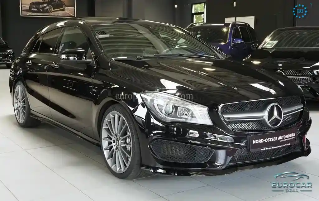 Mercedes-Benz CLA 45 AMG Shooting Brake