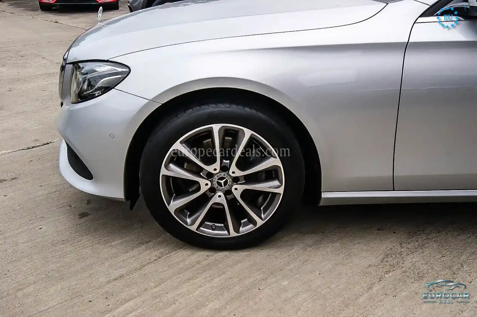 Mercedes-Benz E 200