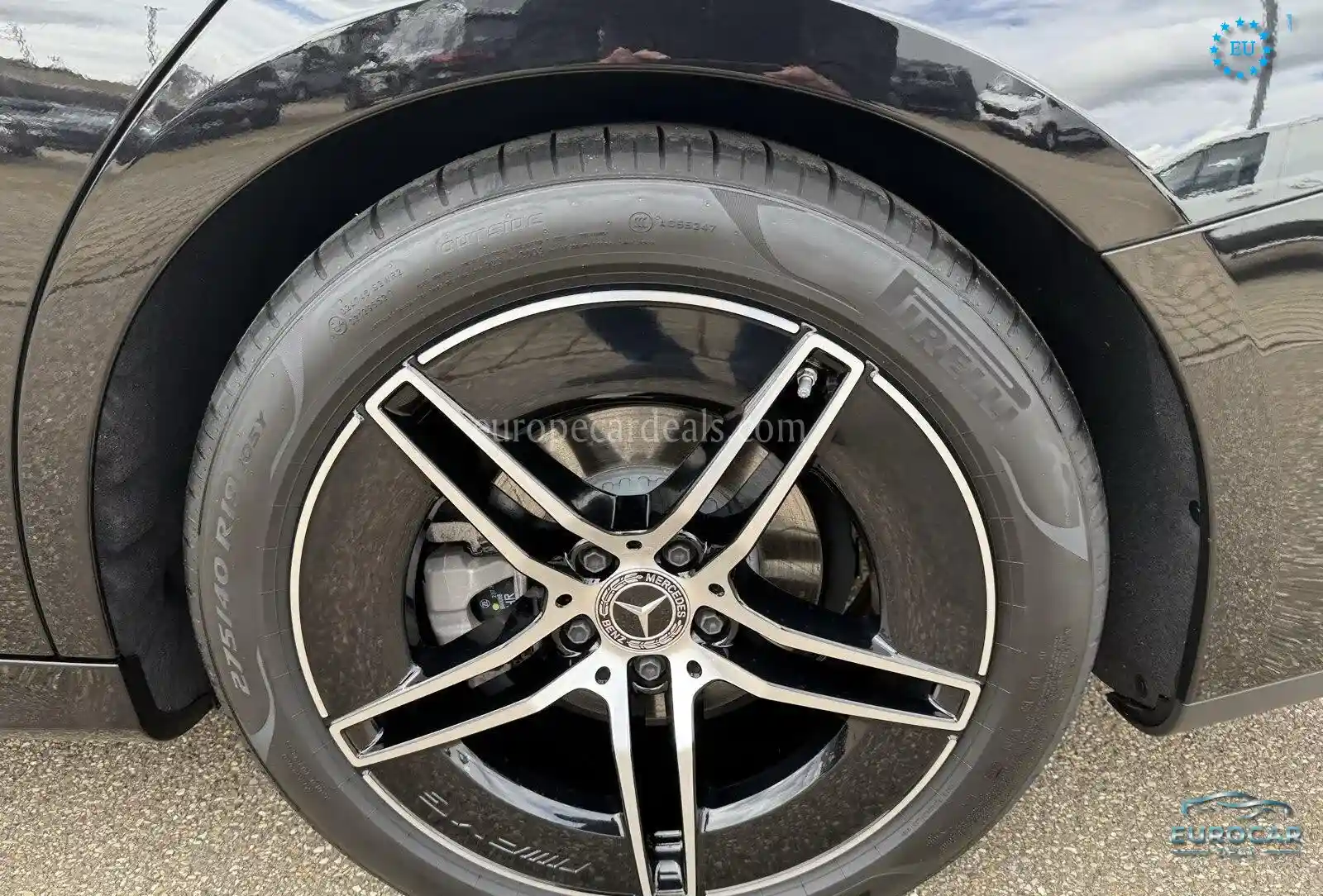 Mercedes-Benz E 200