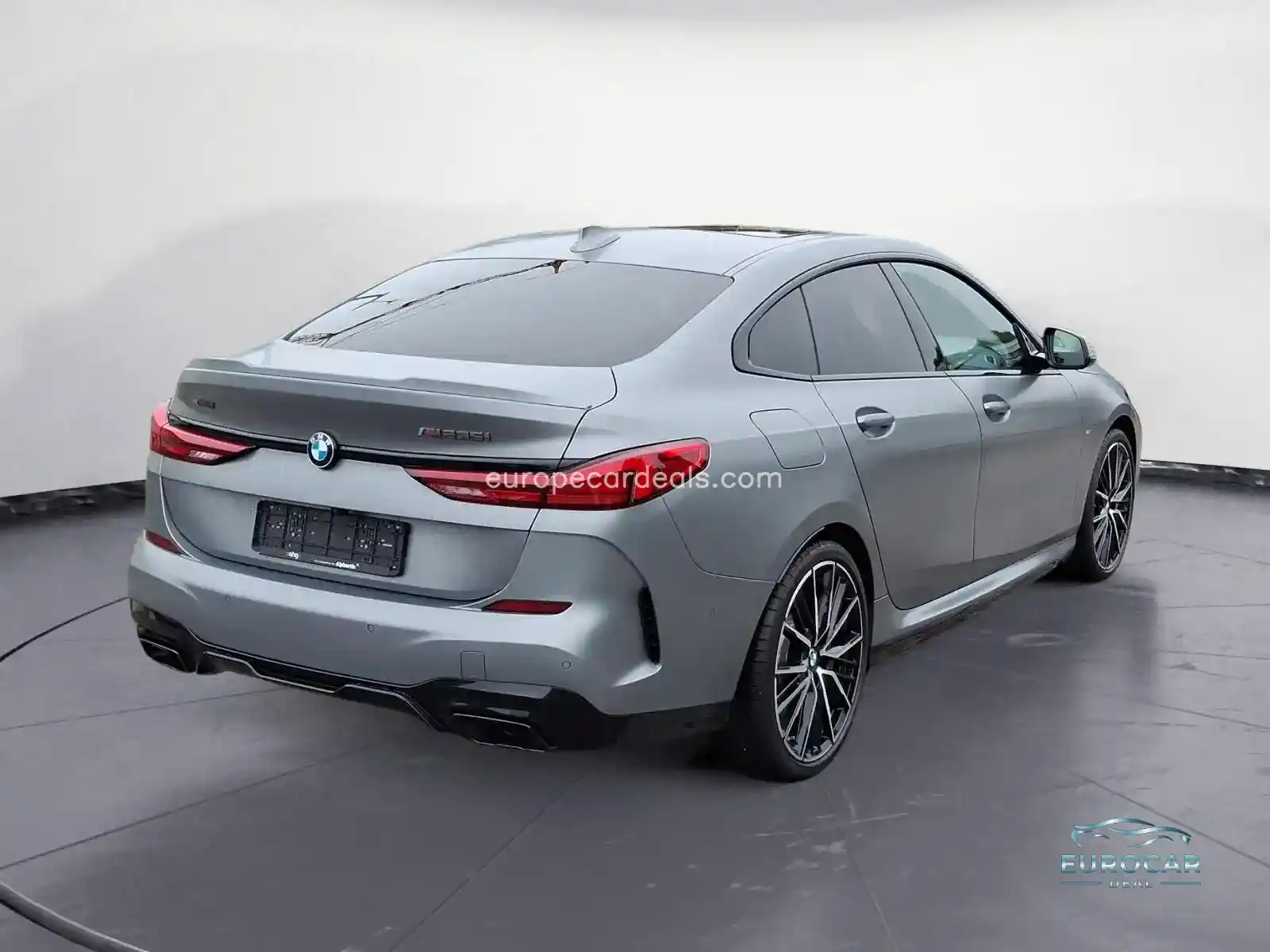BMW M235