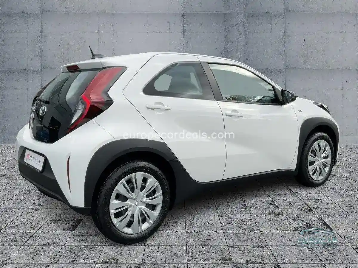 Toyota Aygo (X)