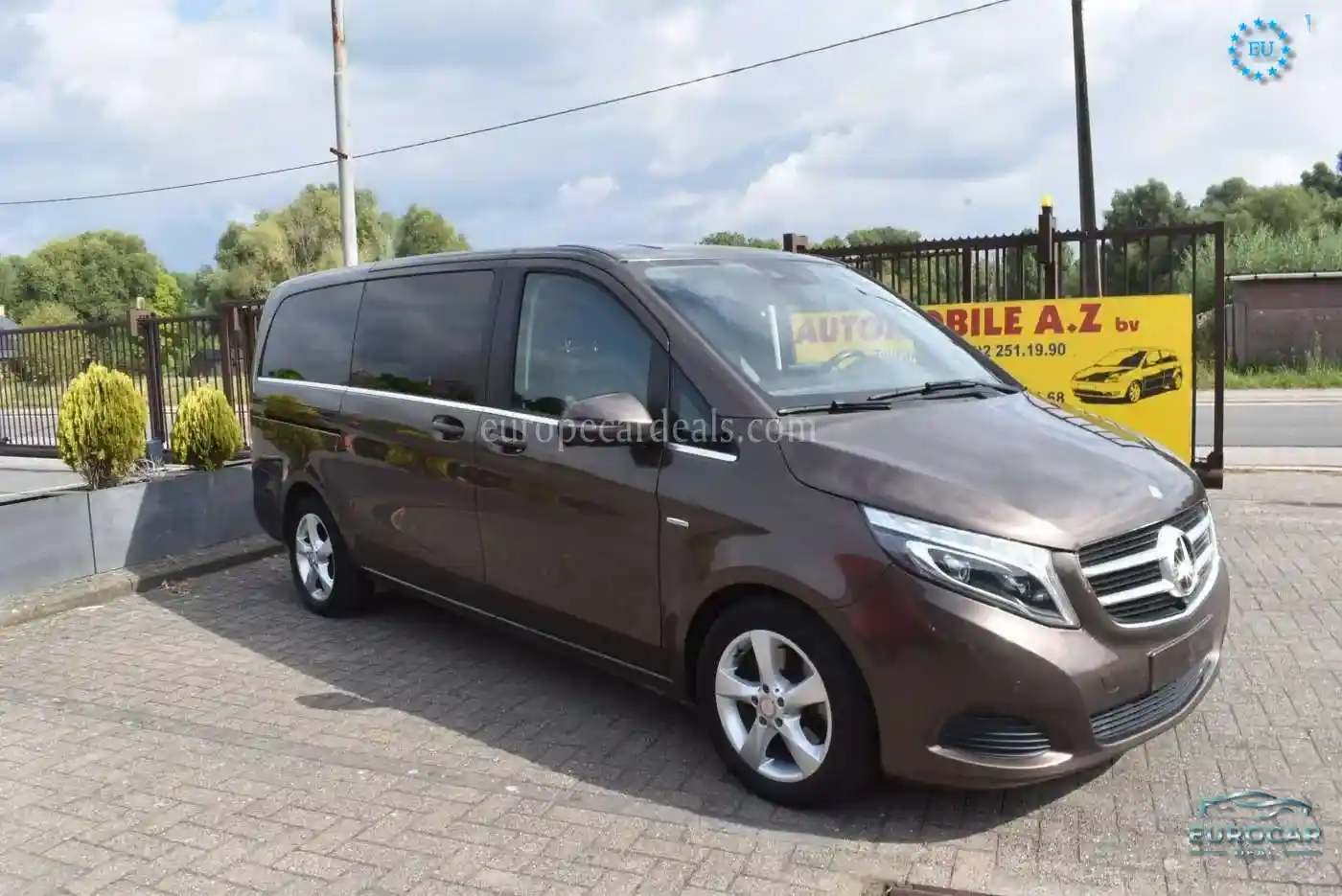Mercedes-Benz V 250