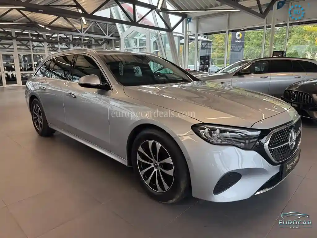 Mercedes-Benz E 220