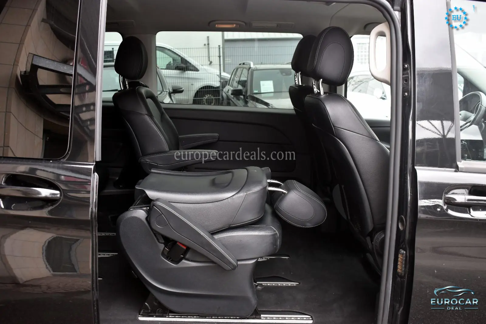 Mercedes-Benz V 220