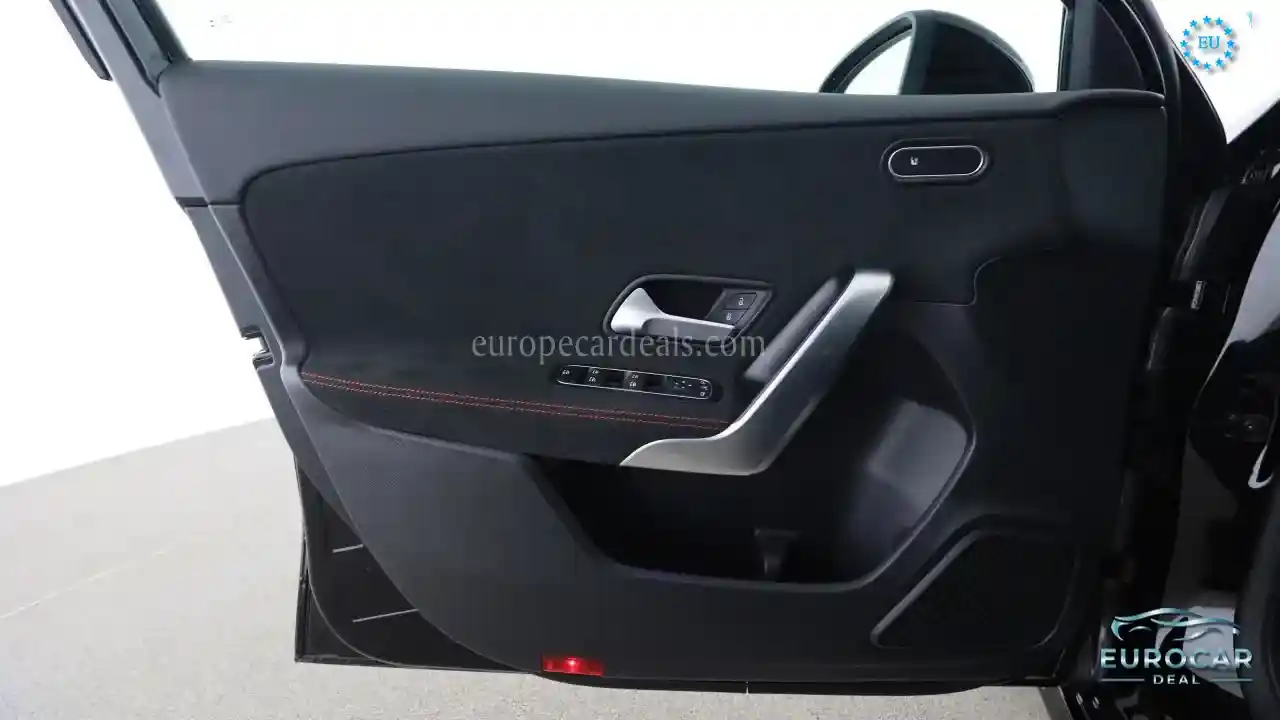 Mercedes-Benz A 35 AMG