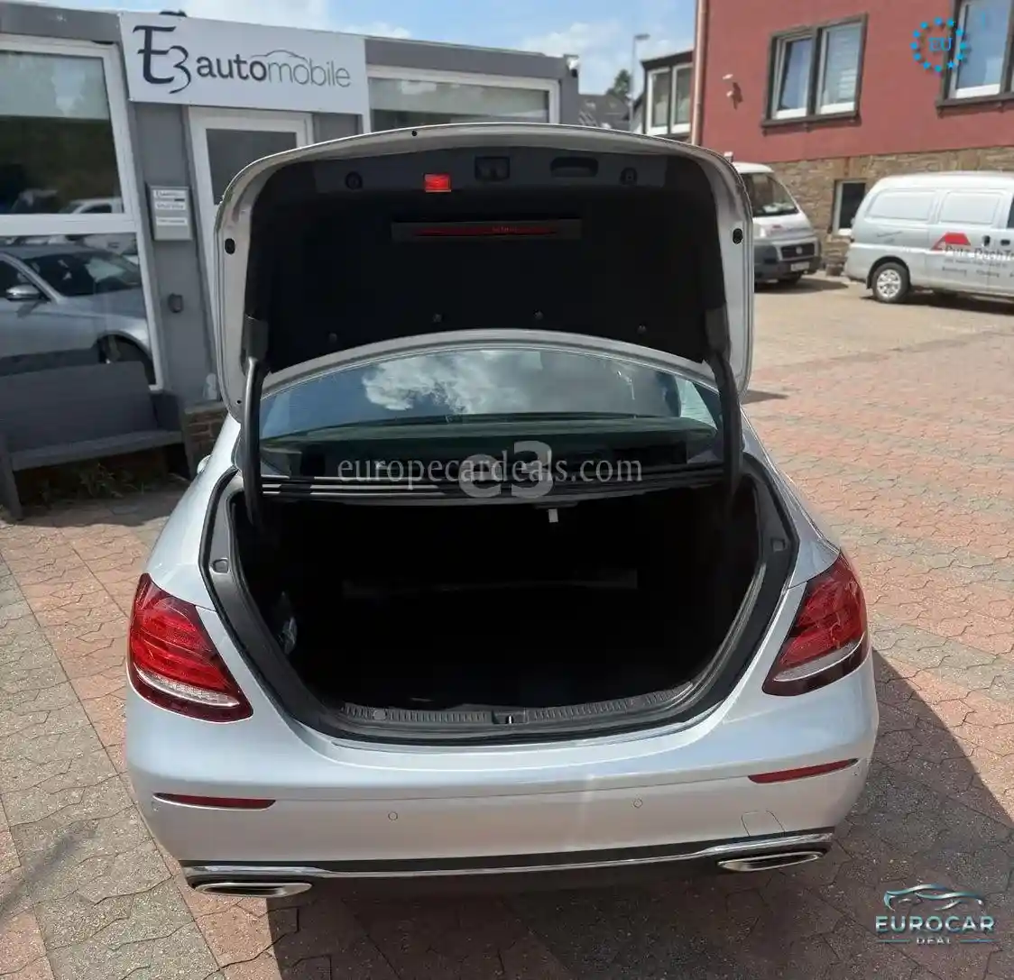 Mercedes-Benz E 400