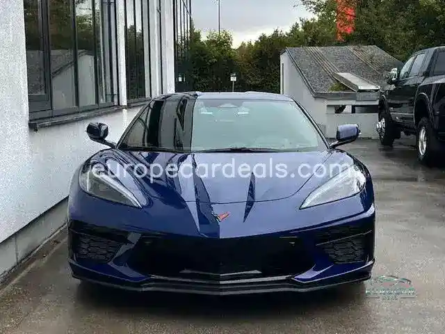 Corvette C8