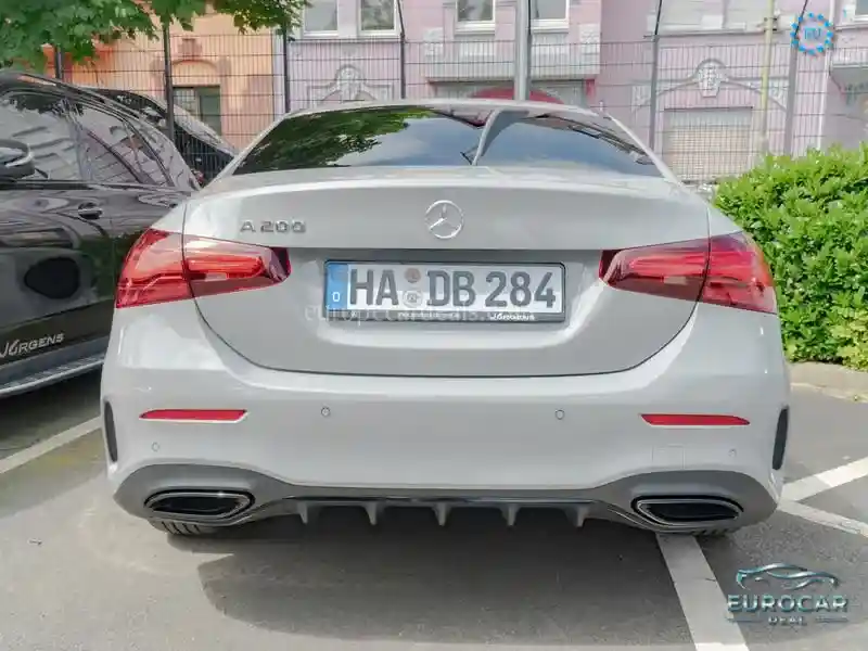 Mercedes-Benz A 200