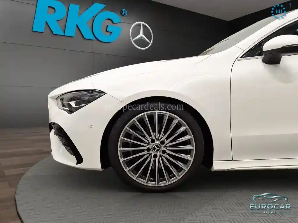 Mercedes-Benz CLA 200 Shooting Brake