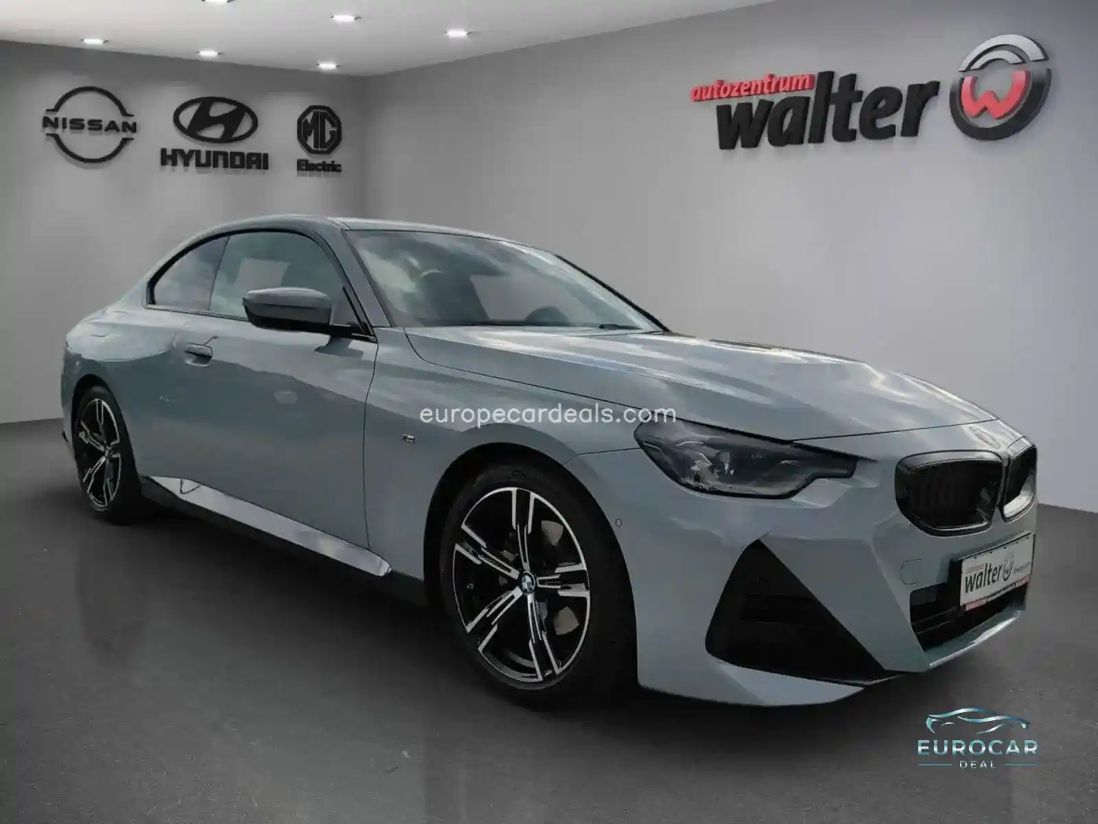 BMW 220