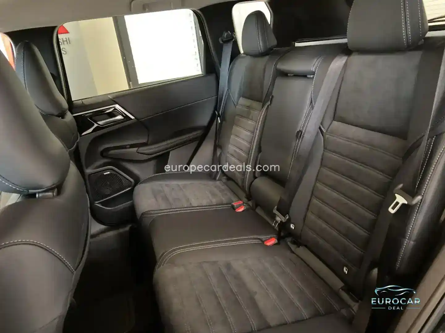 Mitsubishi Plug-in Hybrid Outlander