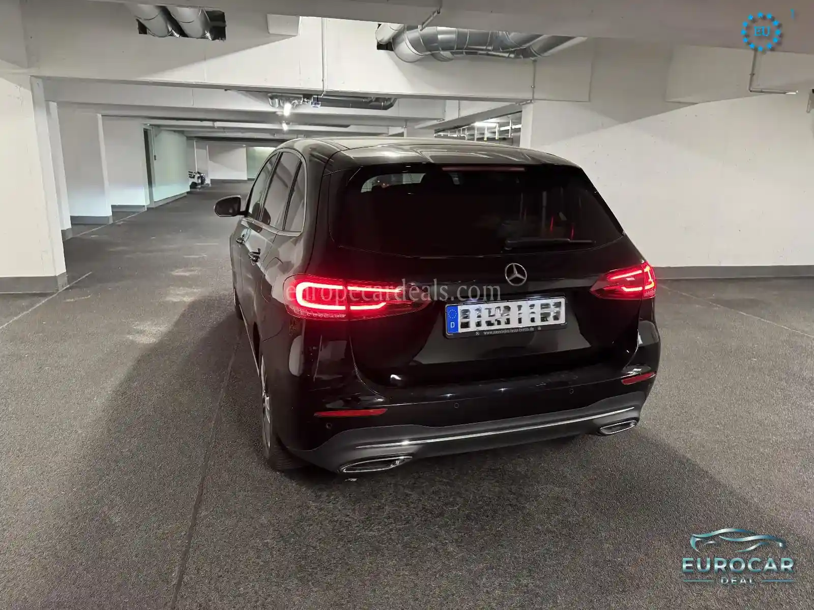 Mercedes-Benz B 180