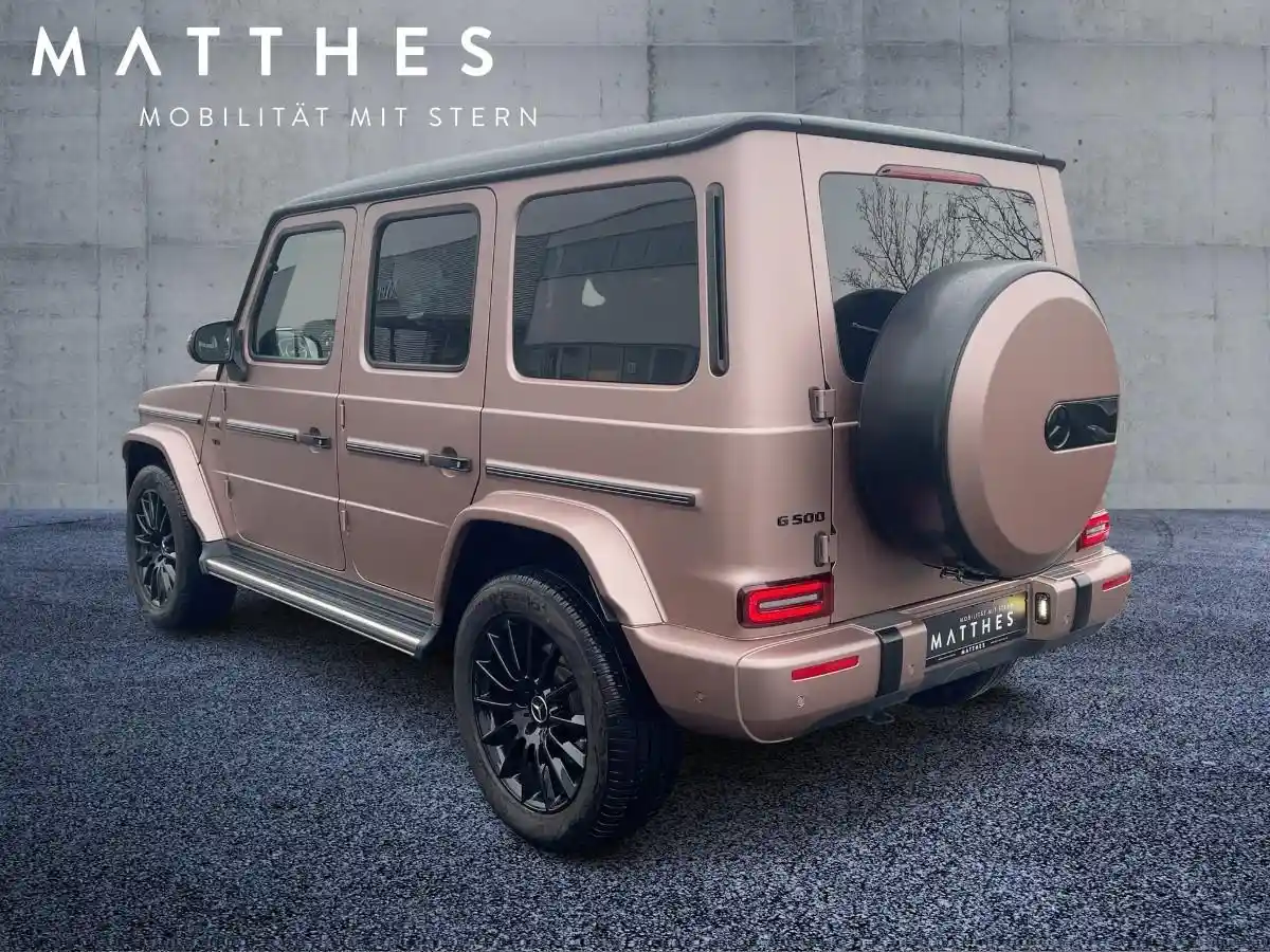 Mercedes-Benz G 500