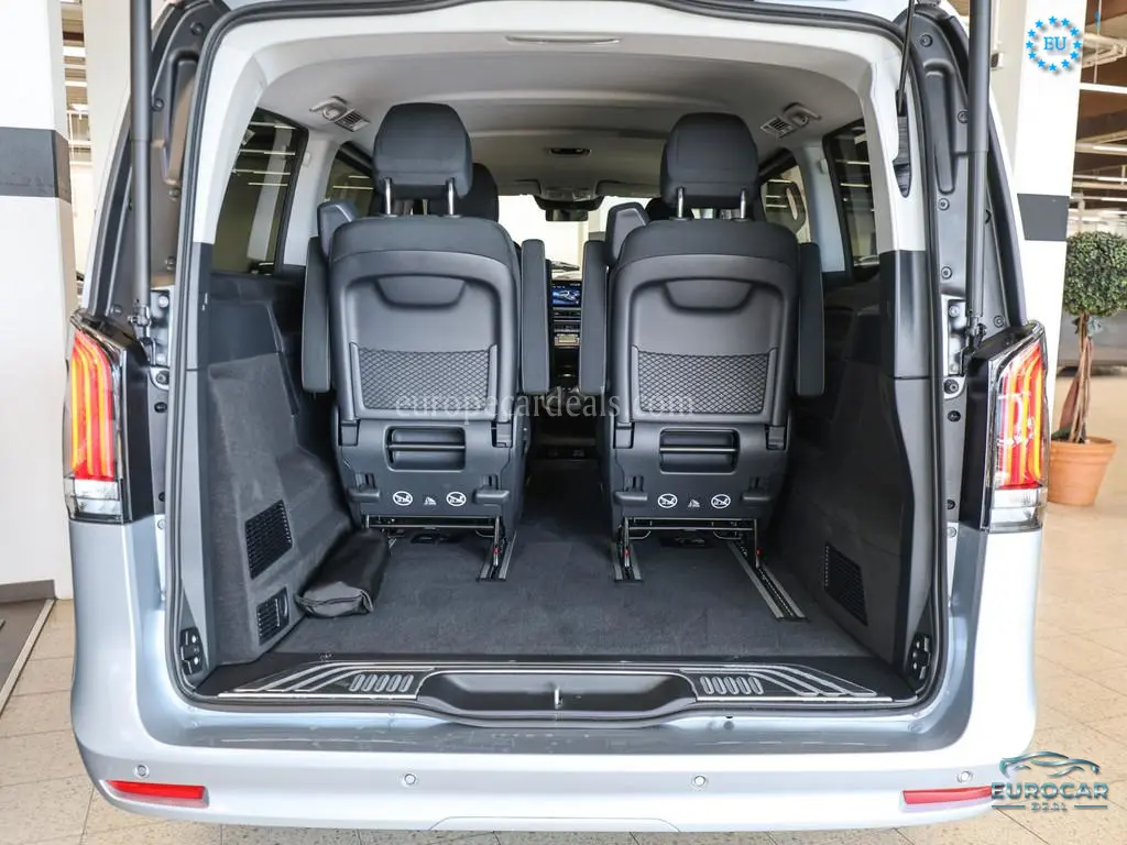 Mercedes-Benz V 220