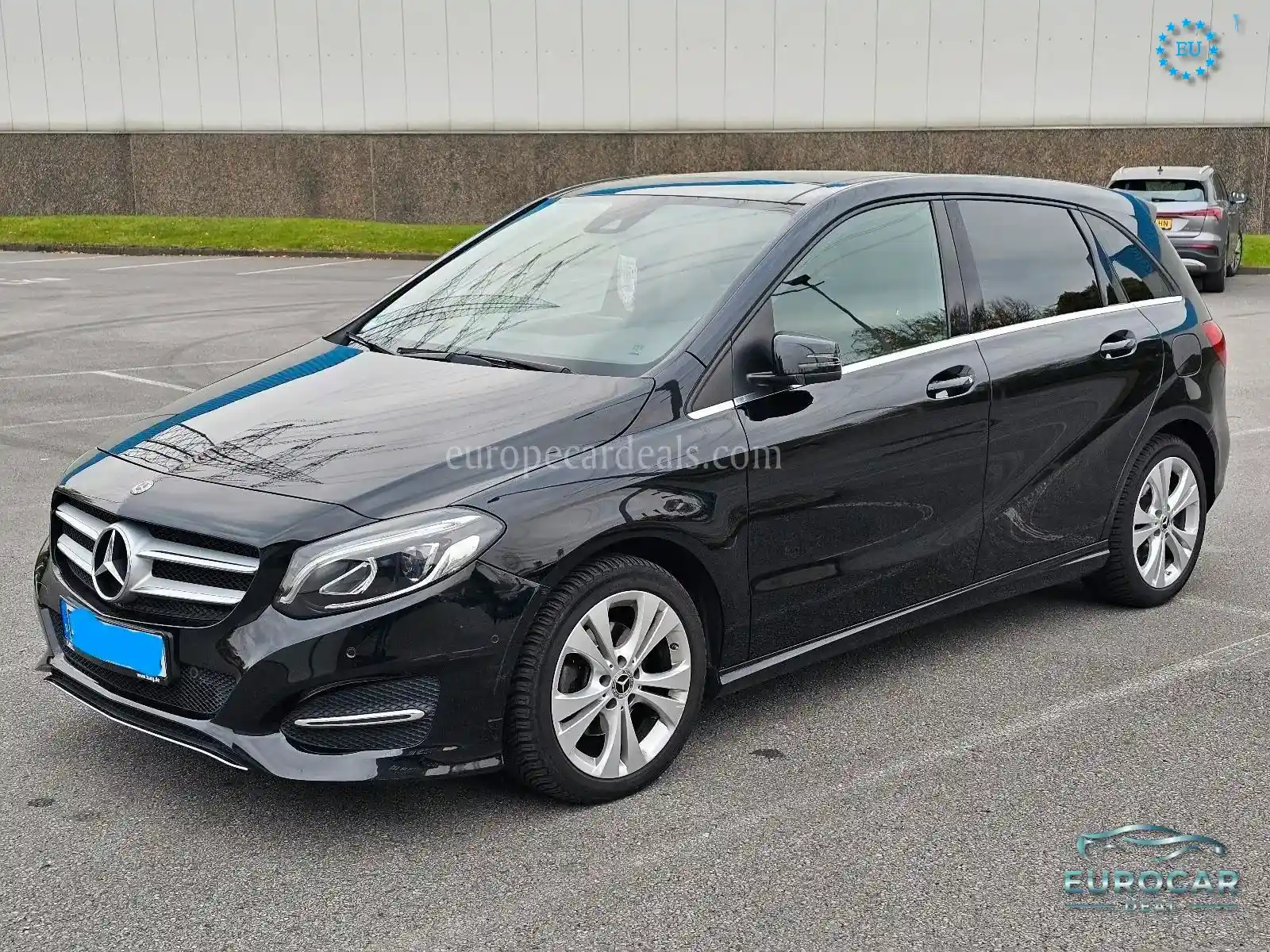 Mercedes-Benz B 180