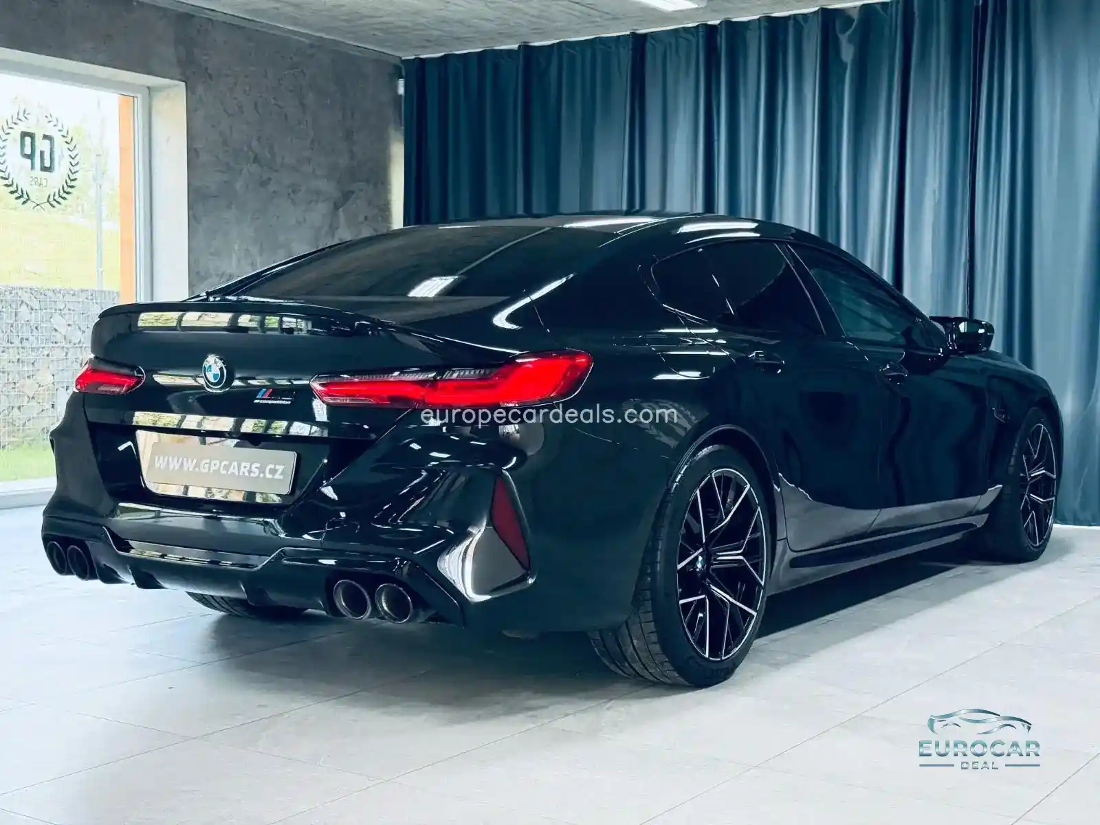 BMW M8