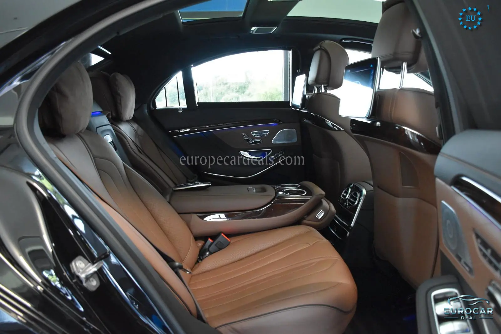 Mercedes-Benz S 560