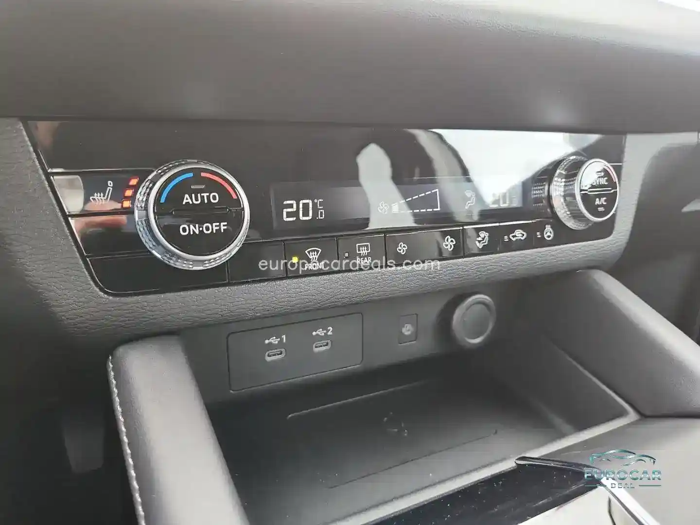 Mitsubishi Plug-in Hybrid Outlander