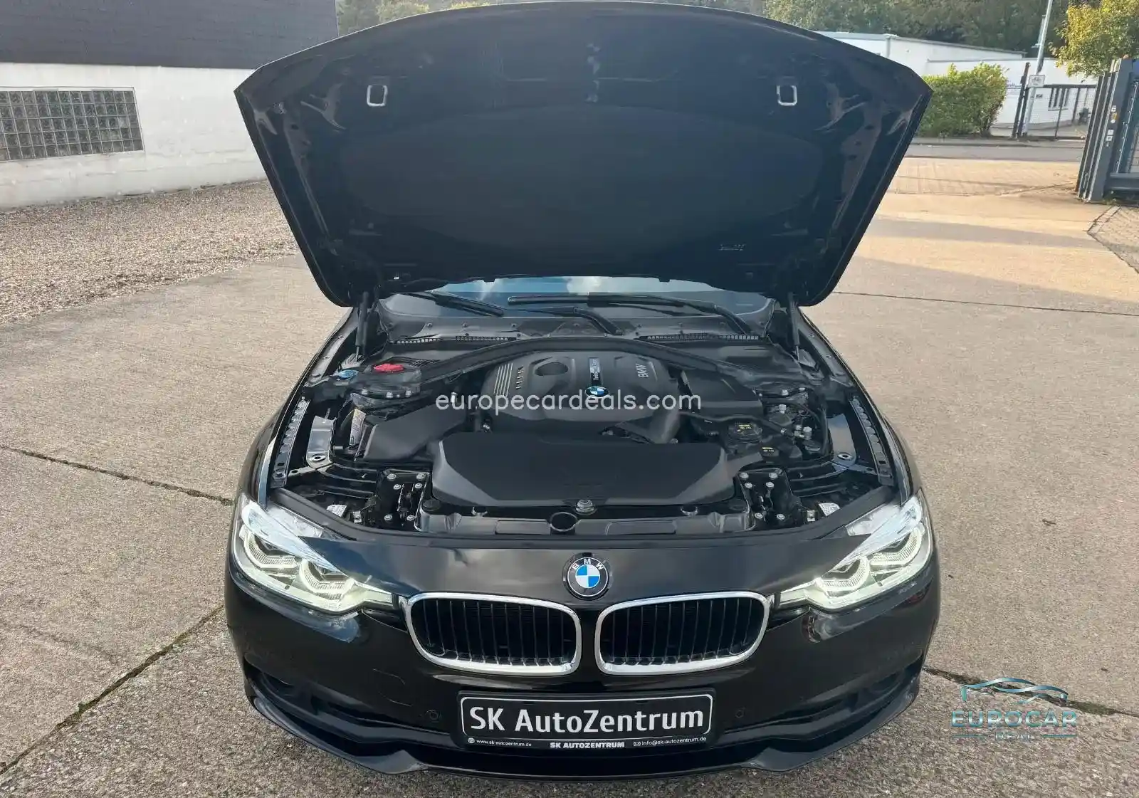 BMW 320