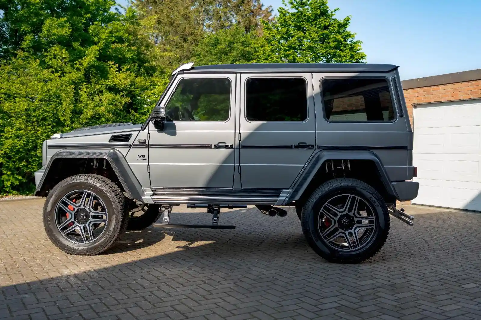 Mercedes-Benz G 500