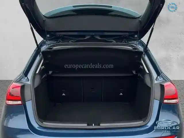 Mercedes-Benz A 220