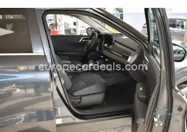 Mitsubishi Plug-in Hybrid Outlander