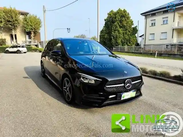 Mercedes-Benz B 200