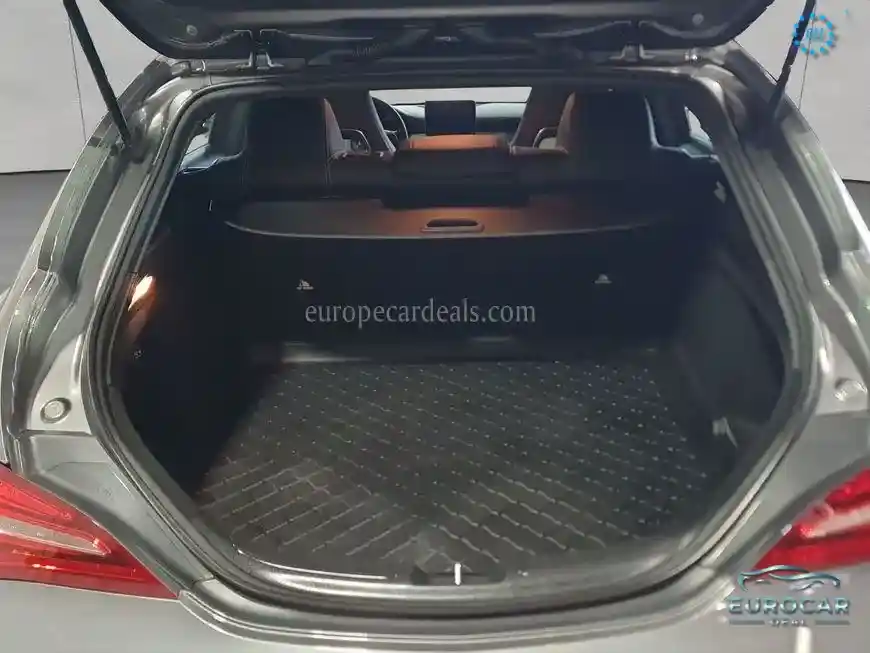 Mercedes-Benz CLA 180 Shooting Brake