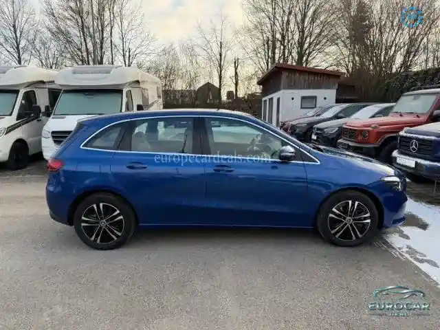 Mercedes-Benz B 250