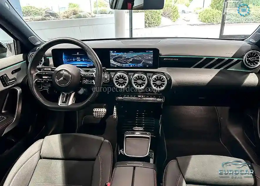 Mercedes-Benz A 35 AMG