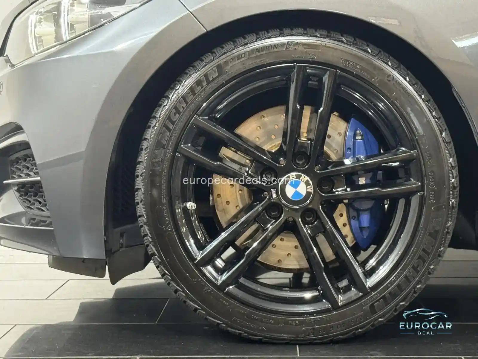 BMW M240i