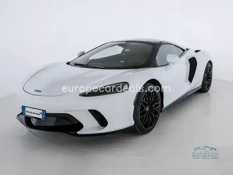 McLaren GT