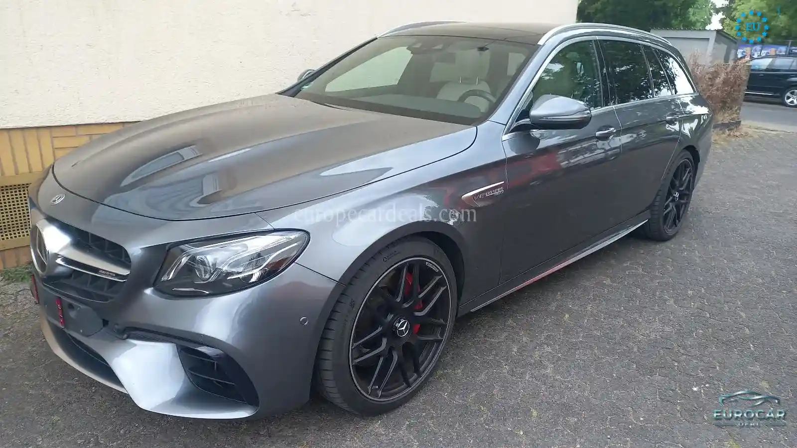 Mercedes-Benz E 63 AMG