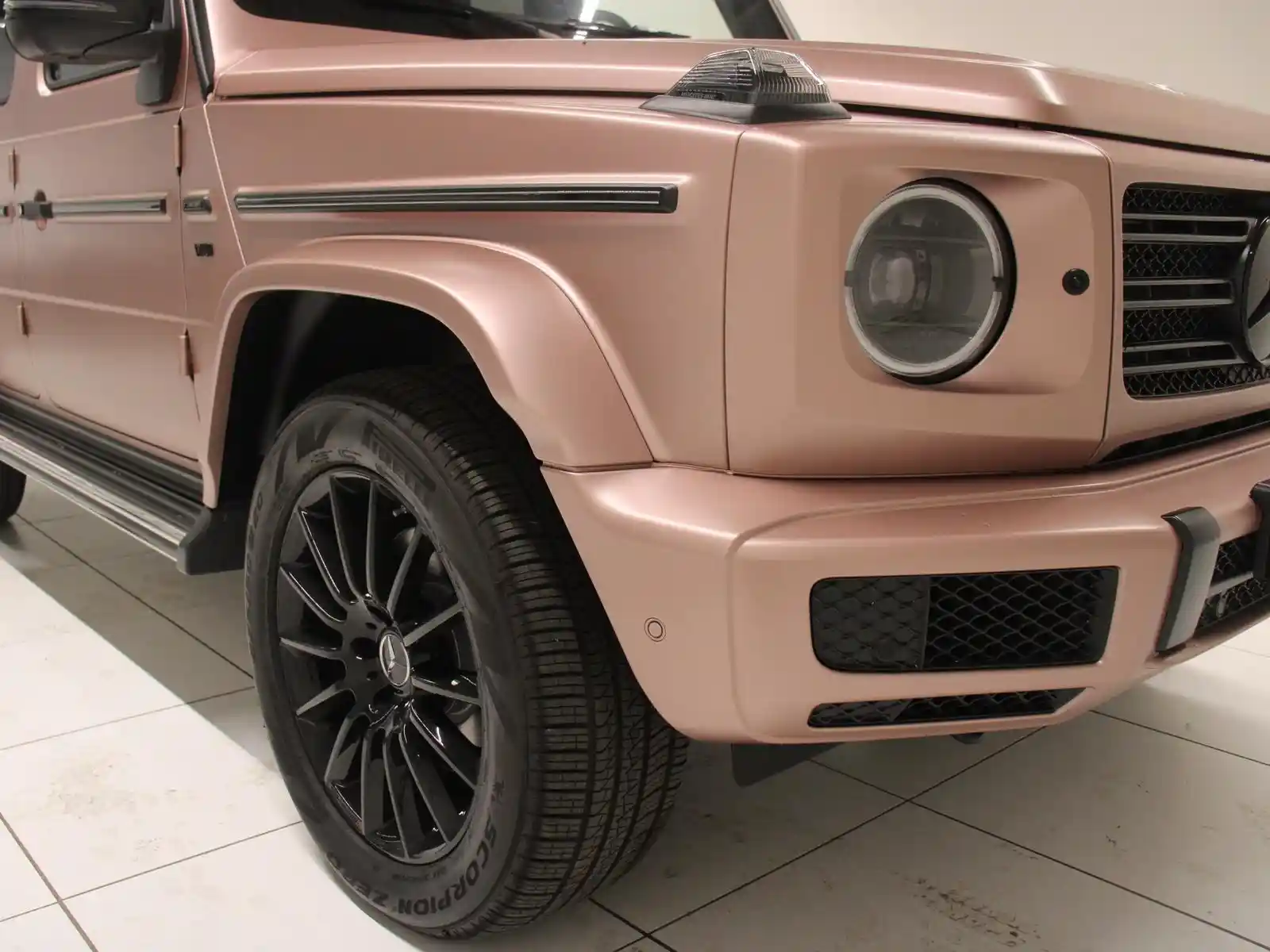 Mercedes-Benz G 500