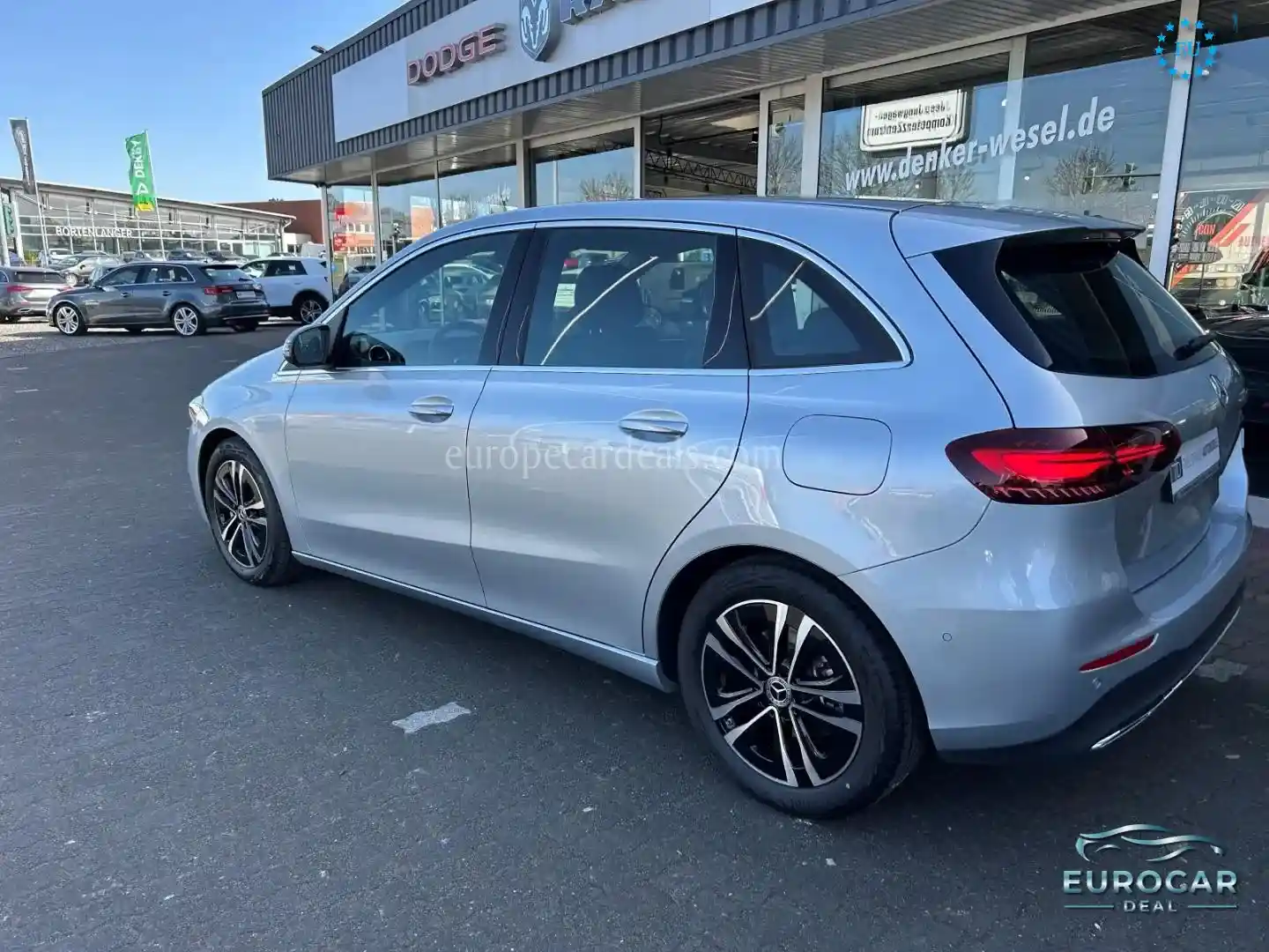 Mercedes-Benz B 200