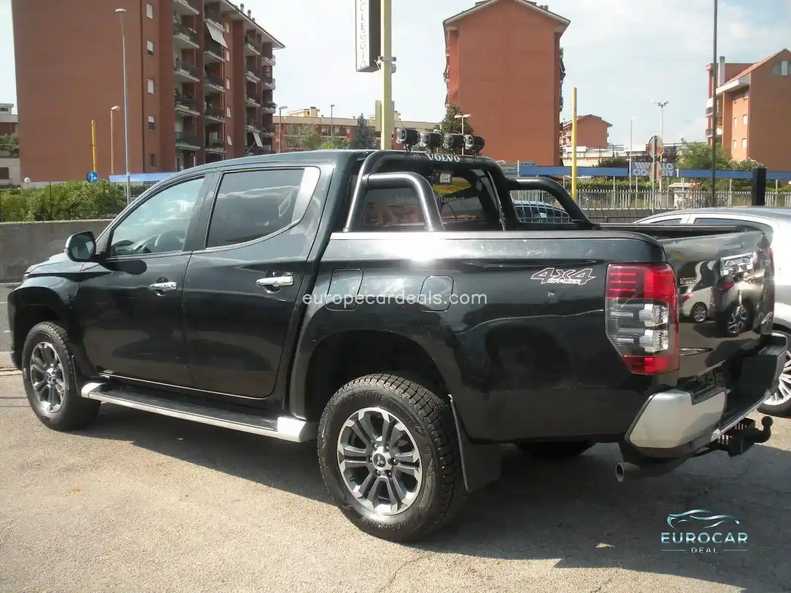 Mitsubishi L200