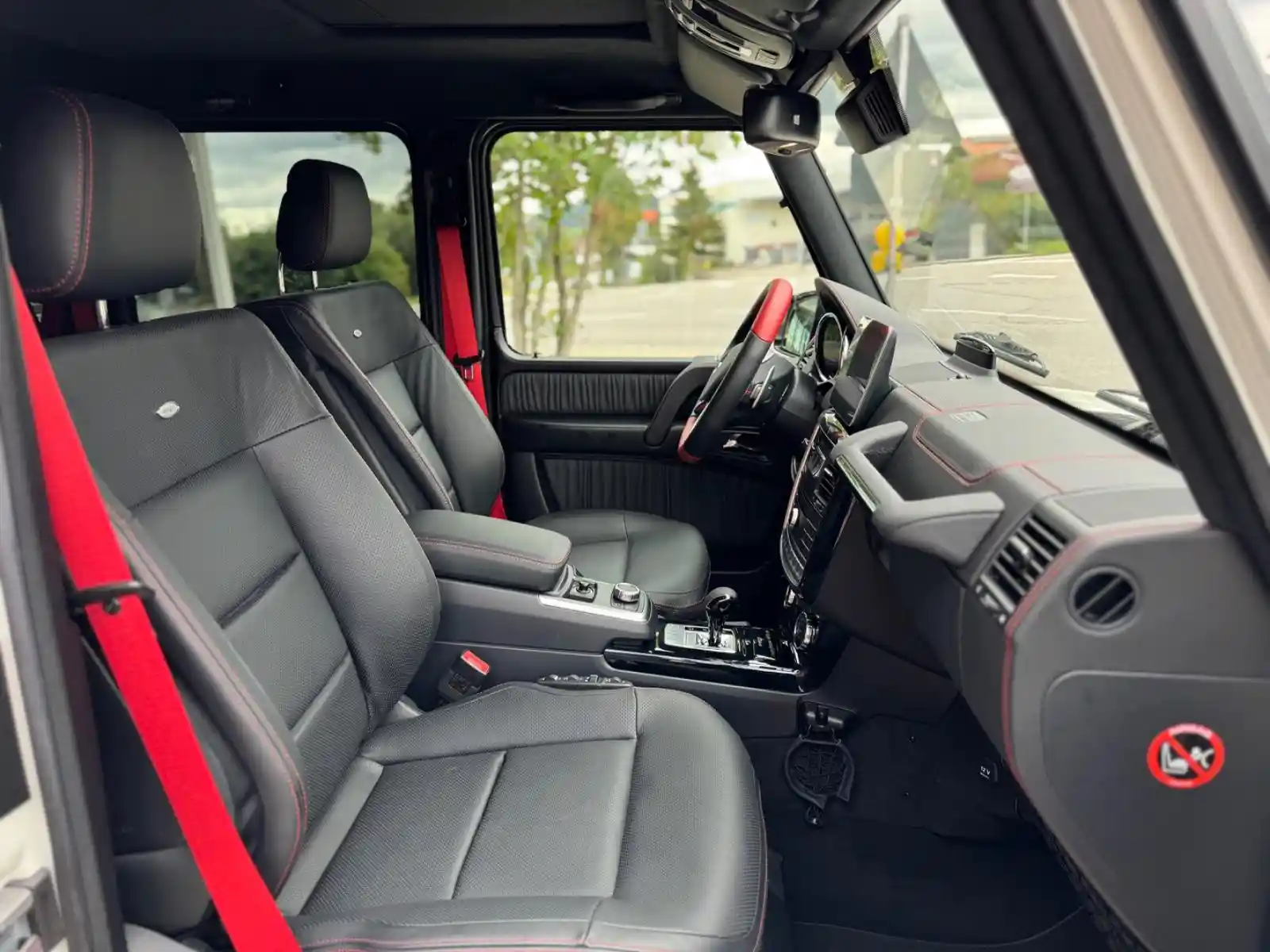Mercedes-Benz G 500