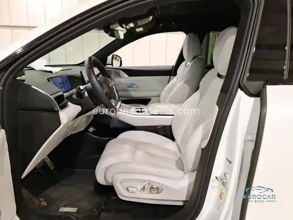 XPENG G9