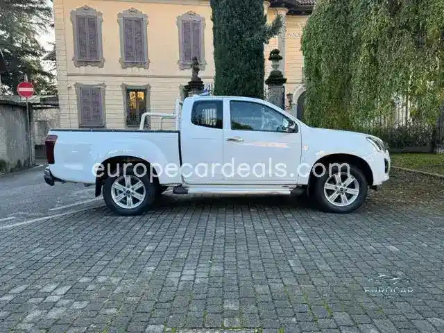 ISUZU D-Max 1.9 Space Cab Solar Plus A/T 4WD A/C