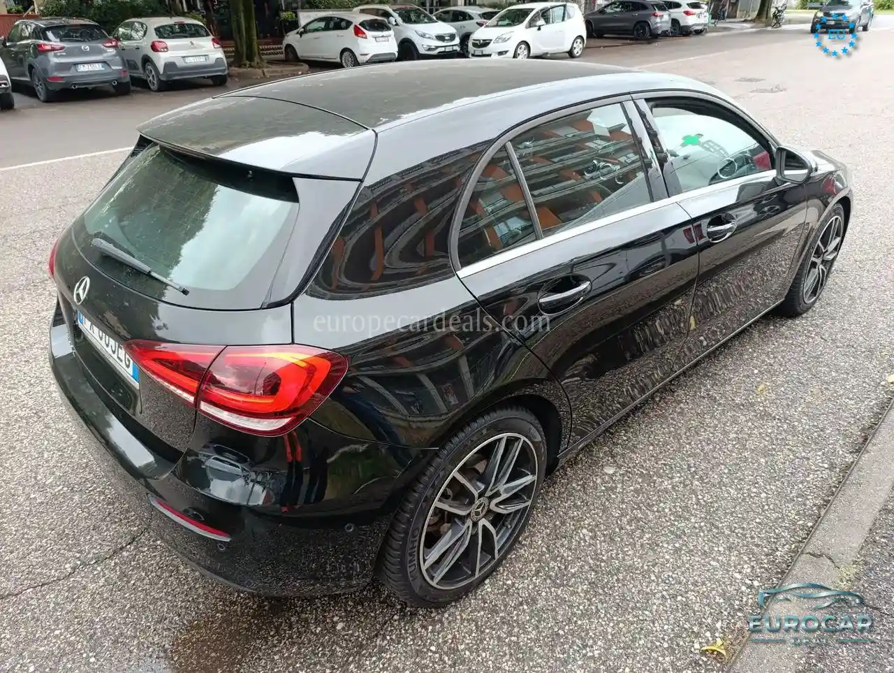 Mercedes-Benz A 180