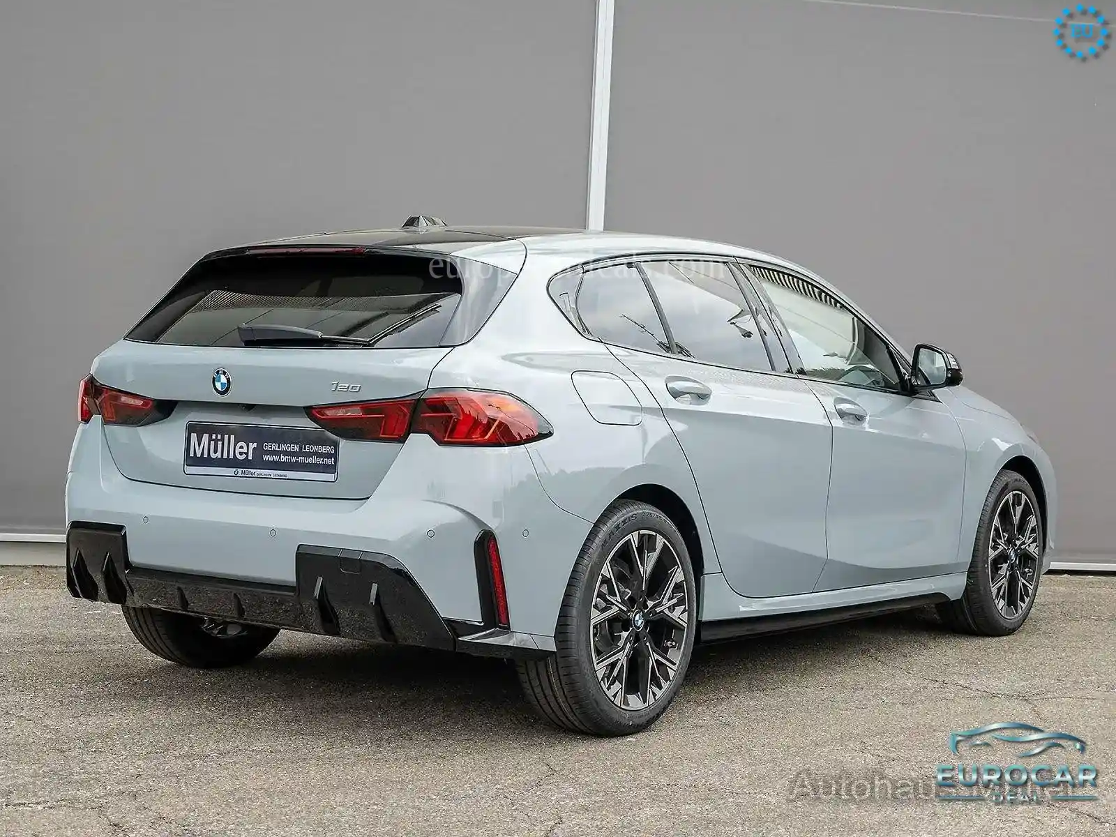 BMW 120