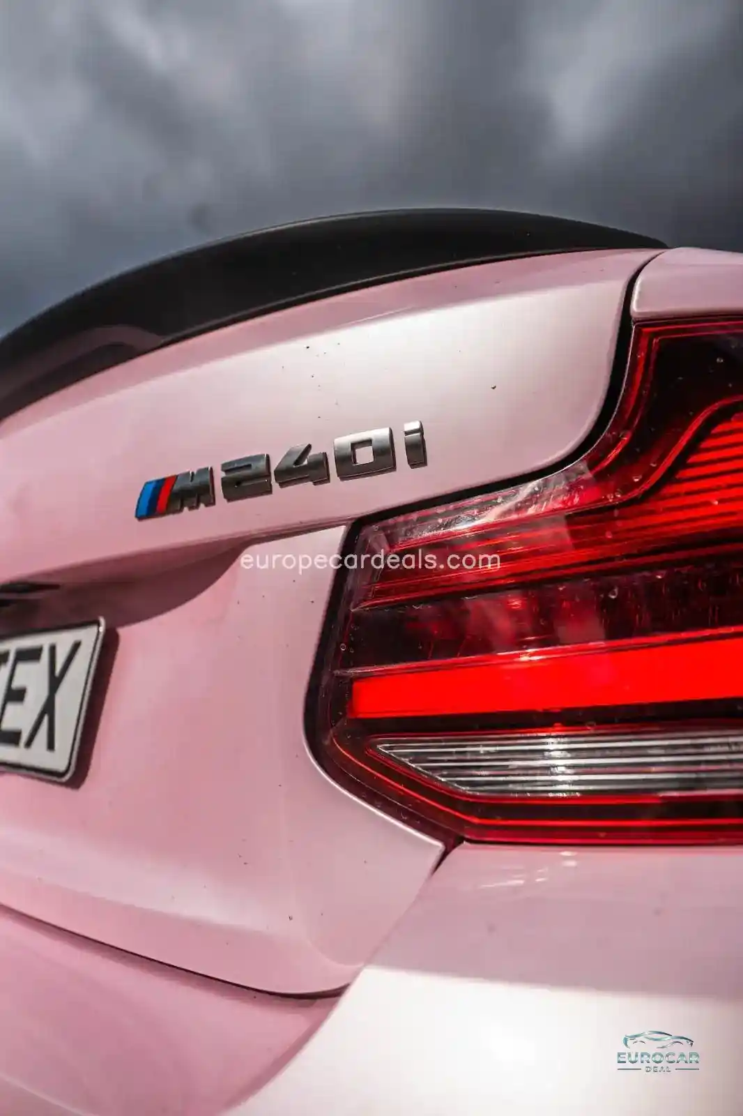 BMW M240i