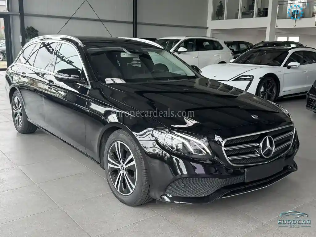 Mercedes-Benz E 220