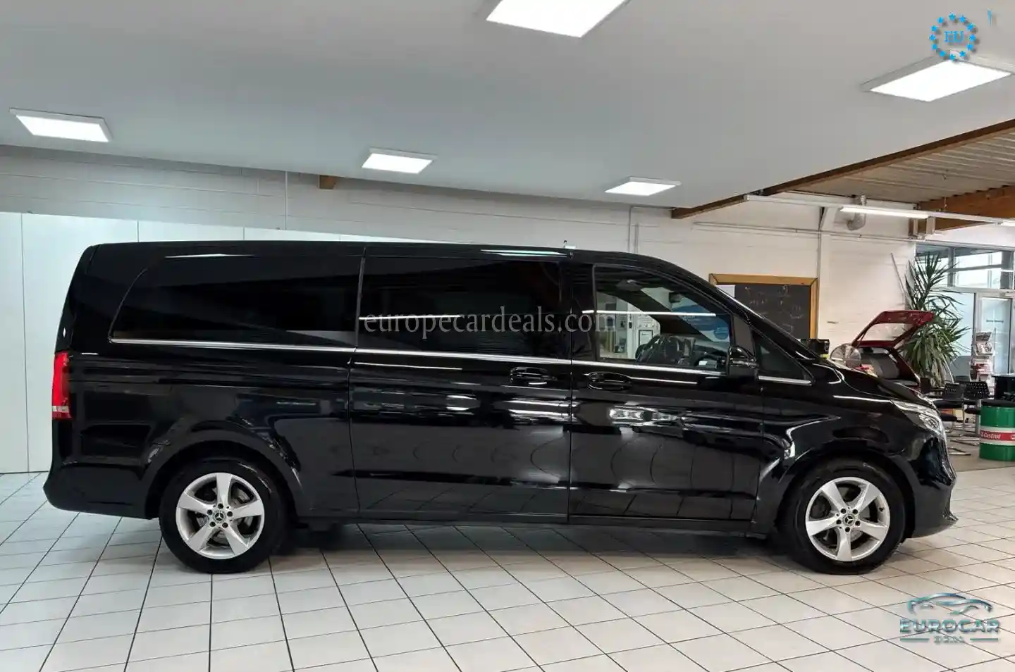 Mercedes-Benz V 250